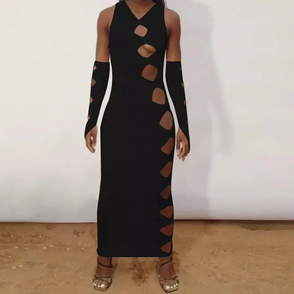 Dress - Picture 2 of 5